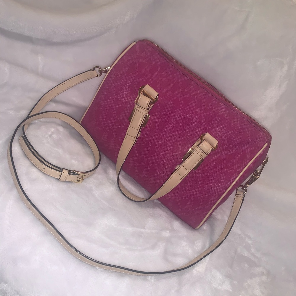 Michael Kors pink purse with strap make a offer!